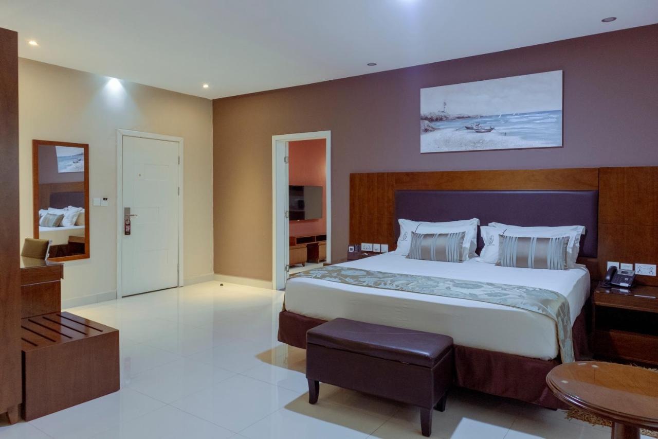 Frederick'S Lodge คูมาซี ภายนอก รูปภาพ