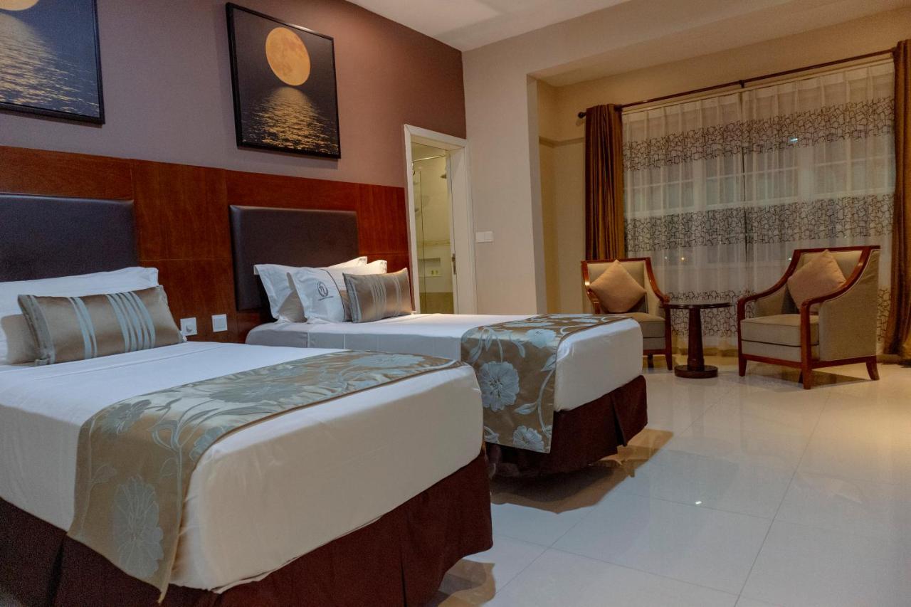 Frederick'S Lodge คูมาซี ภายนอก รูปภาพ