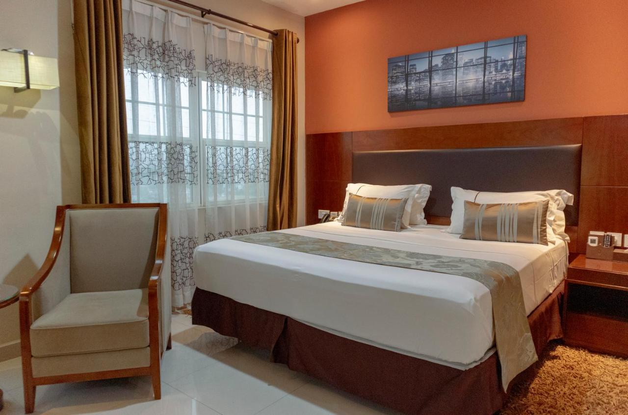 Frederick'S Lodge คูมาซี ภายนอก รูปภาพ